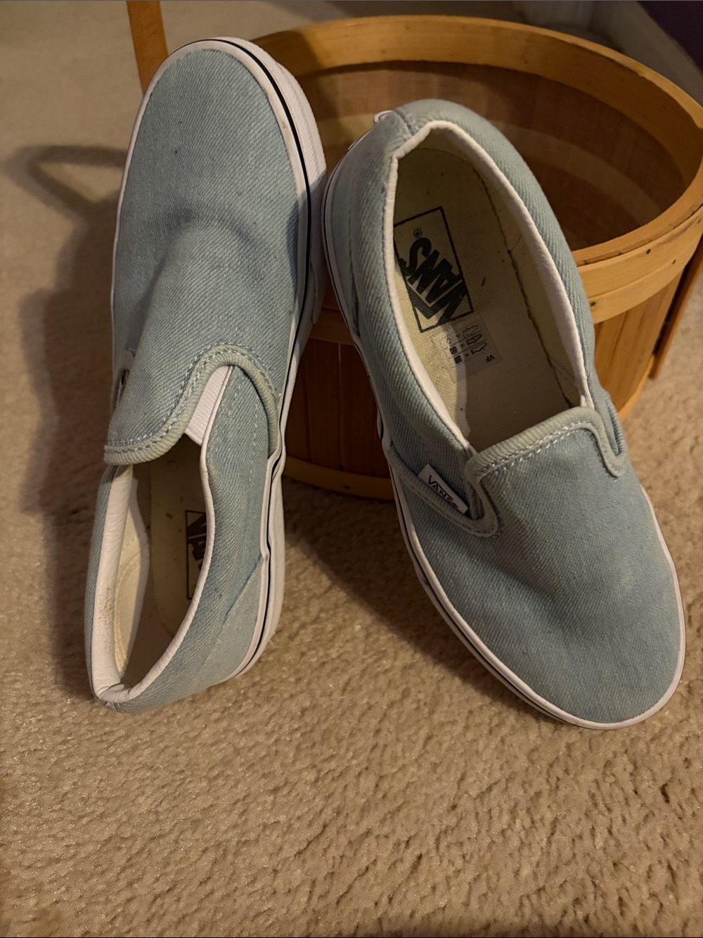 EUC KidsVans Slip-On Sneakers in Light Blue and White